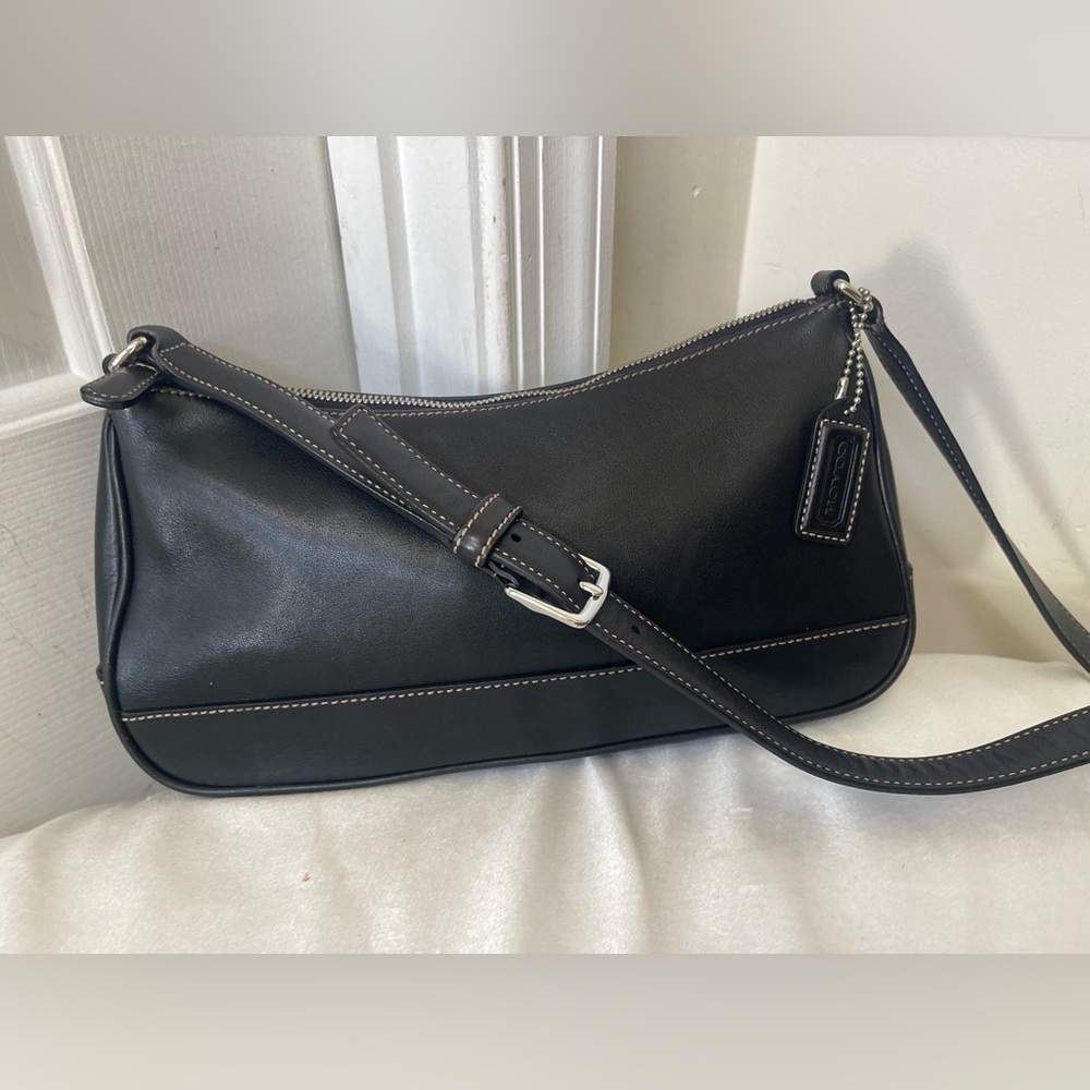 Coach Hamptons Demi Shoulder Bag EUC